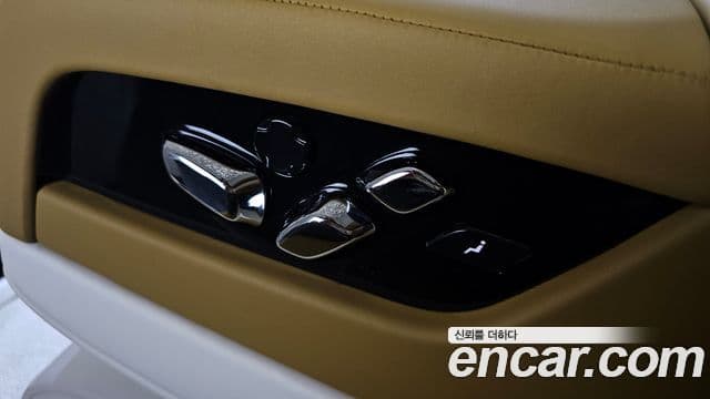 Rolls-Royce Ghost 2025 — Photo 26/36