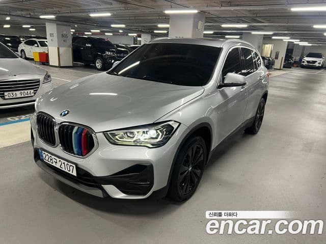 BMW X1 2020 — Şəkil 1/20