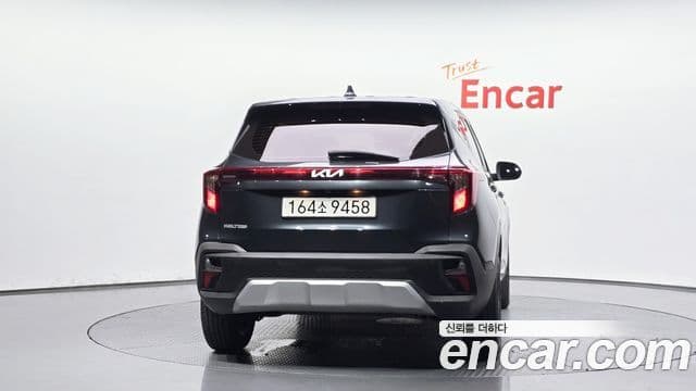 Kia Seltos 2023 — Şəkil 4/20