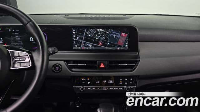 Kia Seltos 2023 — Şəkil 13/20
