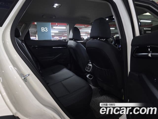 Kia Seltos 2022 — Şəkil 7/20