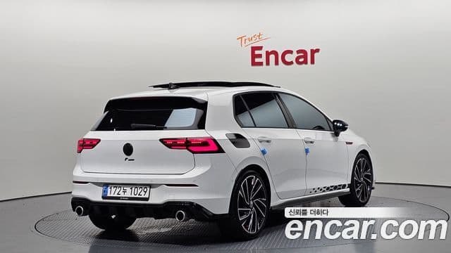 Volkswagen Golf 2023 — Şəkil 2/20