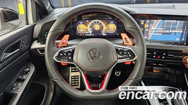 Volkswagen Golf 2023 — Şəkil 13/20