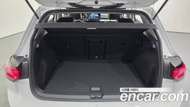 Volkswagen Golf 2025 — Şəkil 20/20