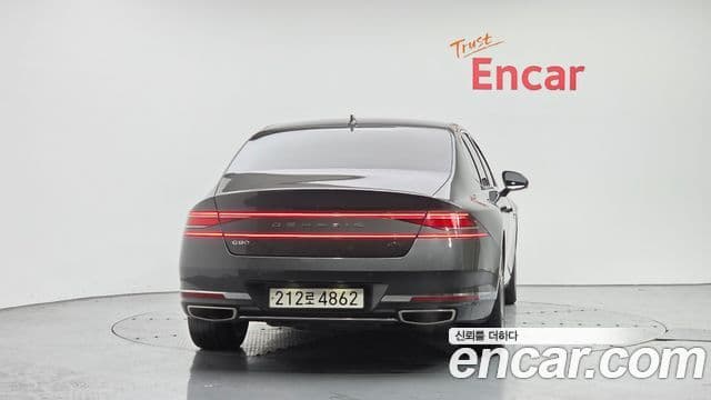 Genesis G90 2022 — ფოტო 4/20
