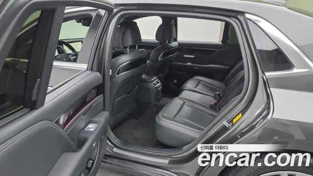 Genesis G90 2022 — ფოტო 11/20