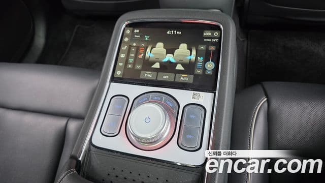 Genesis G90 2022 — ფოტო 19/20