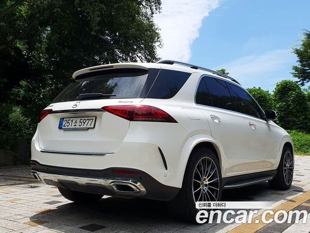 Mercedes-Benz GLE-Class 2023 — ფოტო 2/13