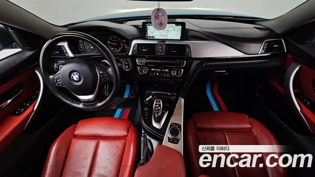 BMW 4 Series 2020 — Photo 32/34