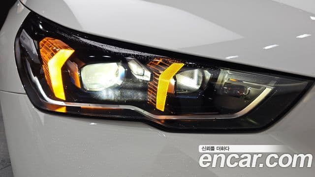 BMW 5 Series 2025 — Photo 26/34