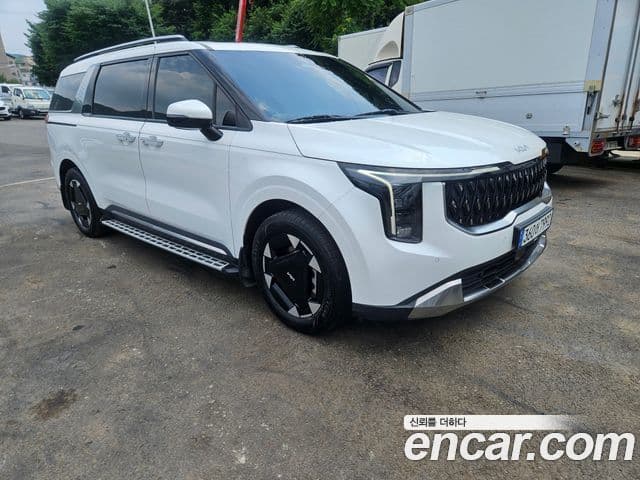 Kia Carnival 2024 — ფოტო 3/11