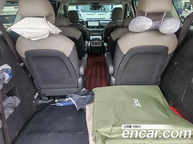 Kia Carnival 2024 — ფოტო 8/11