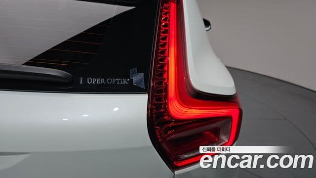 Volvo XC40 2018 — Photo 31/34