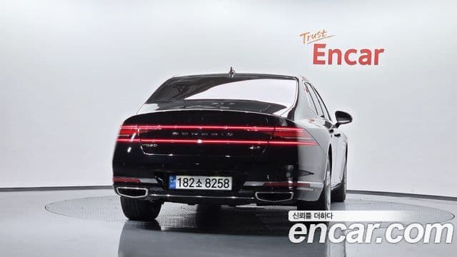 Genesis G90 2022 — ფოტო 4/20