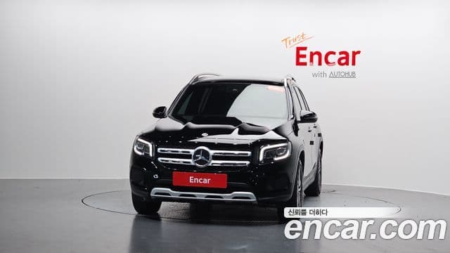 Mercedes-Benz GLB-Class 2021 — ფოტო 3/20