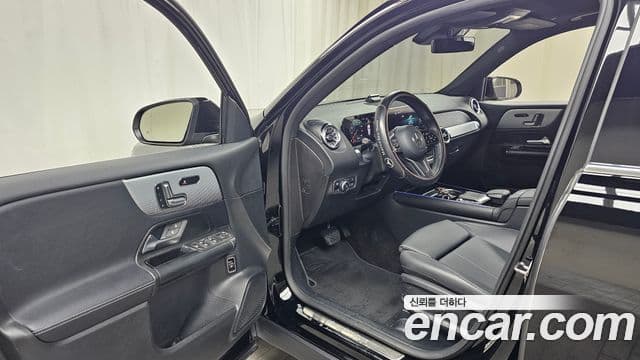 Mercedes-Benz GLB-Class 2021 — ფოტო 10/20