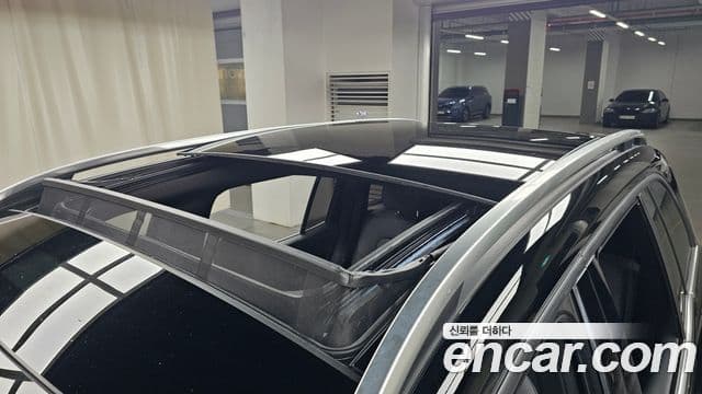 Mercedes-Benz GLB-Class 2021 — ფოტო 16/20