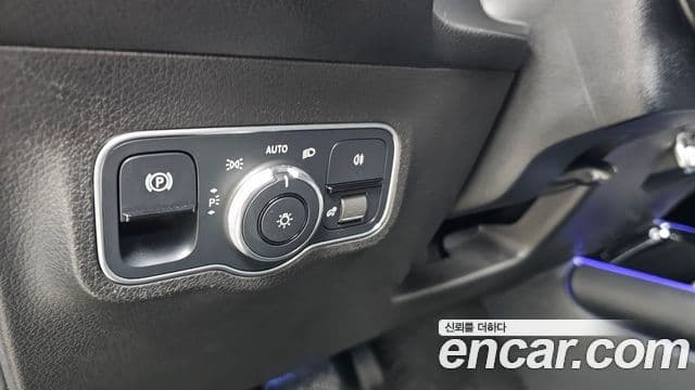 Mercedes-Benz GLB-Class 2021 — ფოტო 20/20