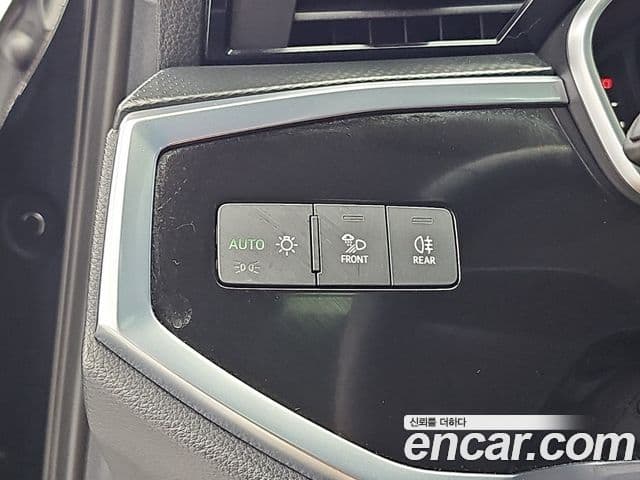 Audi Q3 2023 — Фото 18/20