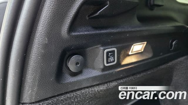 Jeep Grand Cherokee 2021 — Photo 13/38
