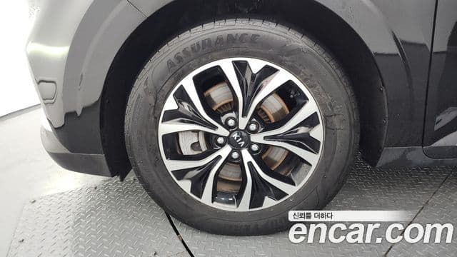 Kia Carnival 2021 — фото 5 из 20