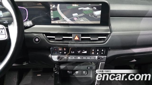 Kia Seltos 2023 — ფოტო 14/20