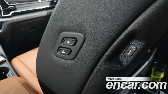 Kia Sportage 2024 — Фото 18/20