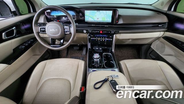 Kia Carnival 2021 — ფოტო 7/20