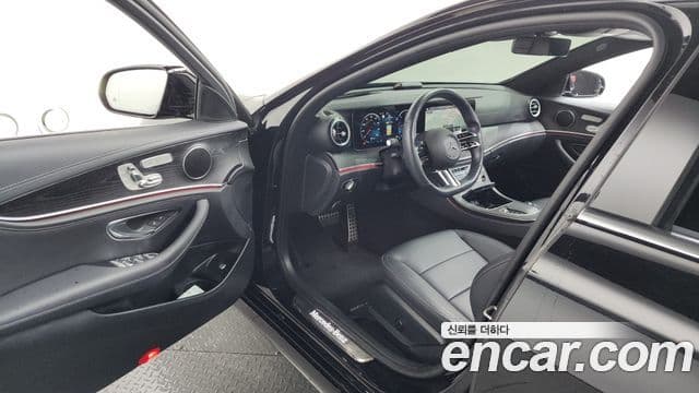 Mercedes-Benz E-Class 2020 — Şəkil 10/20