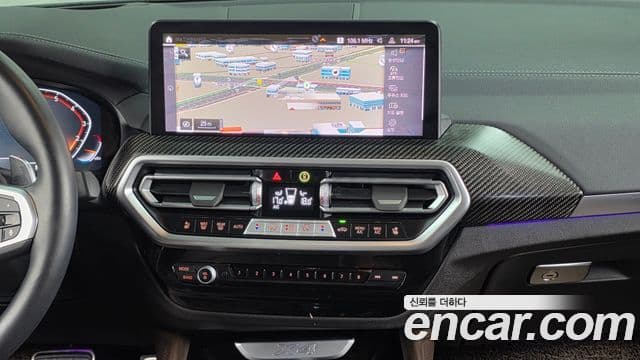 BMW X4 2023 — ფოტო 14/20