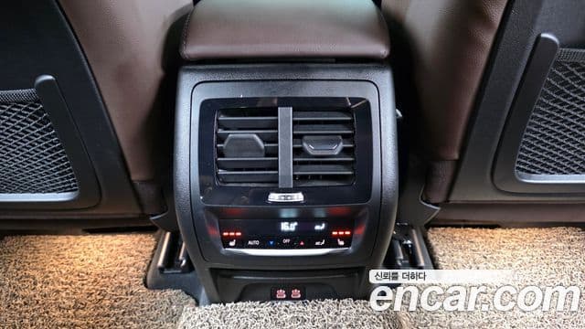 BMW X4 2023 — ფოტო 18/20