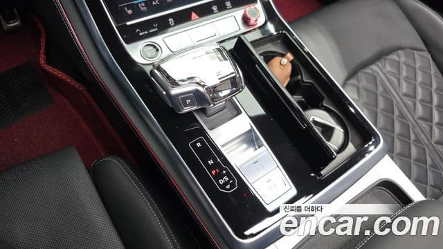 Audi Q7 2023 — ფოტო 9/20