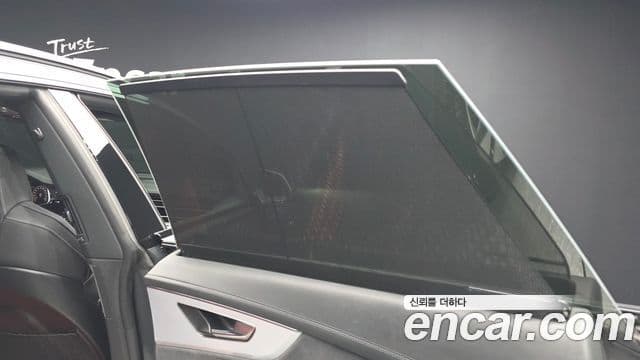Audi Q8 2023 — Photo 35/41