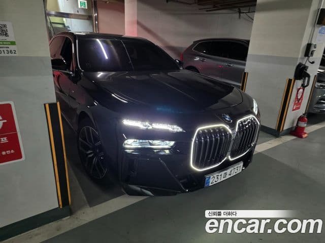 BMW 7 Series 2025 — ფოტო 1/20