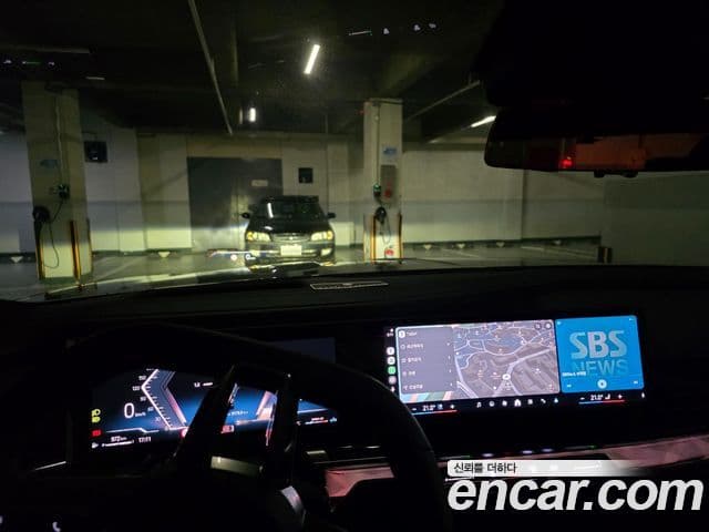 BMW 7 Series 2025 — ფოტო 18/20