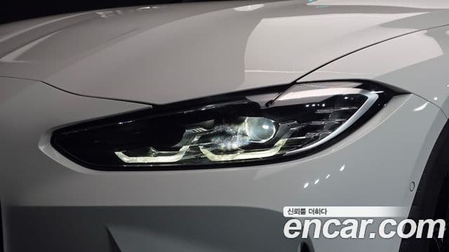 BMW M4 2022 — Şəkil 16/30