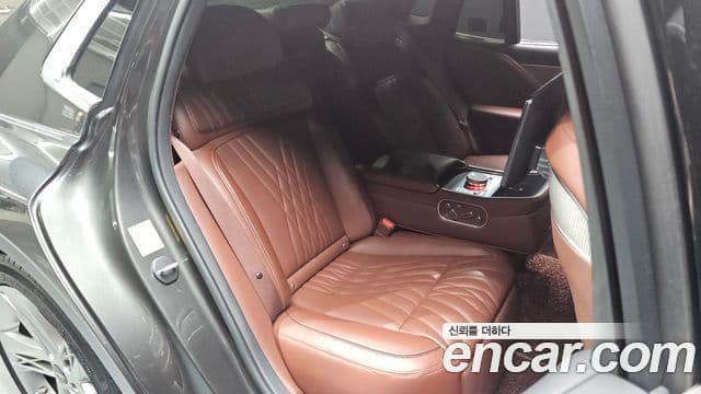 Genesis G90 2022 — ფოტო 11/20