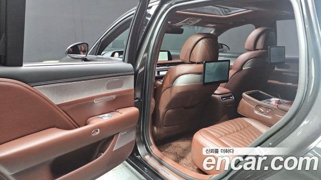 Genesis G90 2022 — ფოტო 12/20