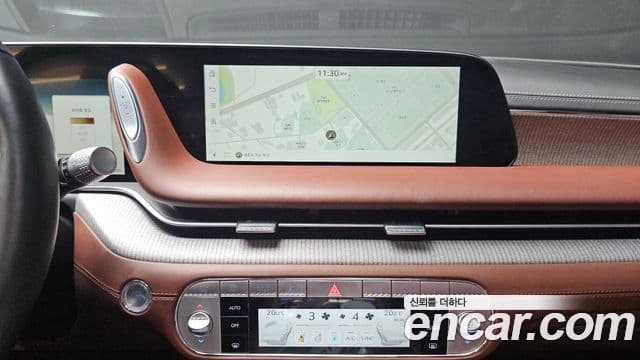 Genesis G90 2022 — ფოტო 13/20