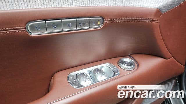 Genesis G90 2022 — ფოტო 16/20