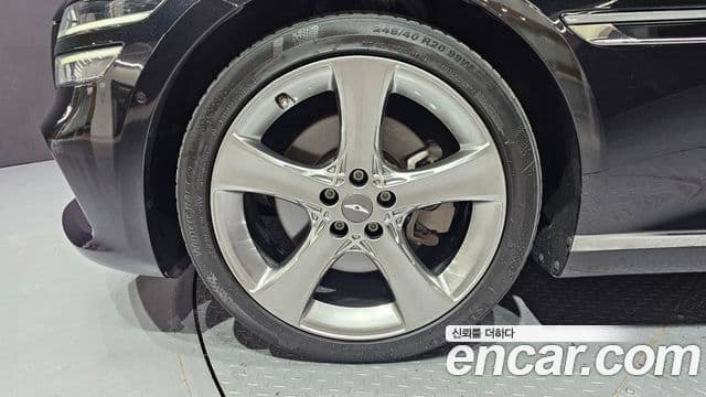 Genesis Electrified G80 2020 — ფოტო 5/20