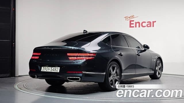 Genesis Electrified G80 2023 — ფოტო 2/20