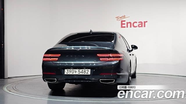 Genesis Electrified G80 2023 — ფოტო 4/20