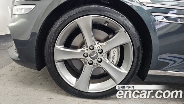Genesis Electrified G80 2023 — ფოტო 5/20