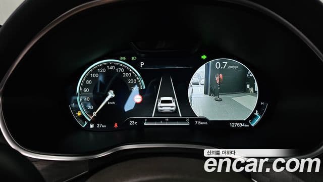Genesis Electrified G80 2023 — ფოტო 8/20