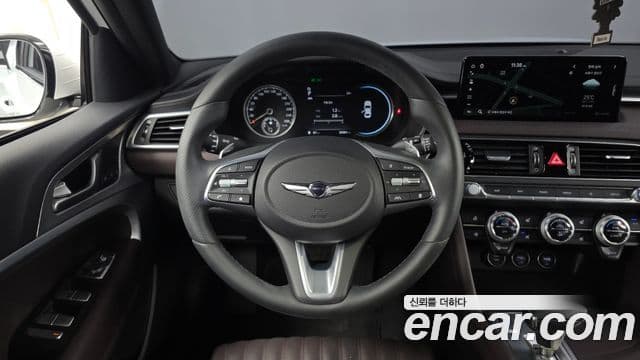 Genesis G70 2023 — Şəkil 13/20