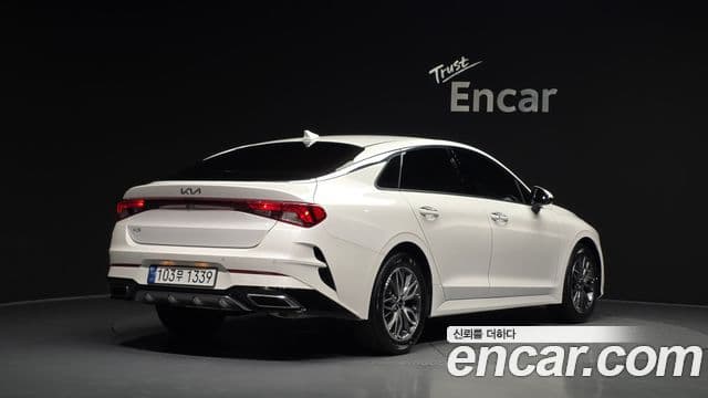 Kia K5 2023 — Şəkil 2/20