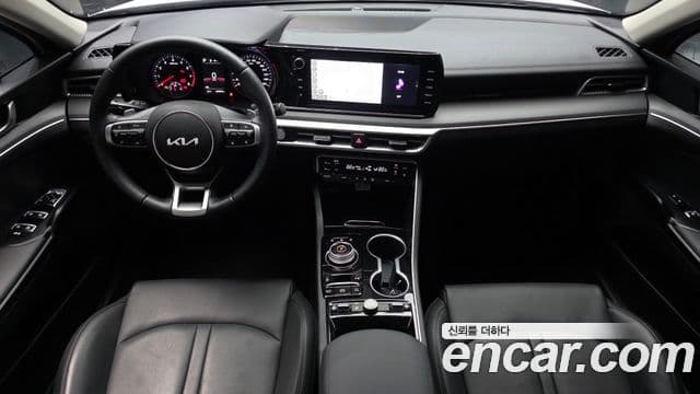 Kia K5 2023 — Şəkil 7/20