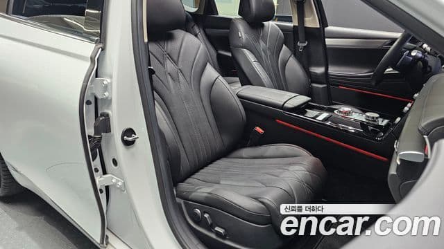 Genesis Electrified G80 2024 — Şəkil 11/20