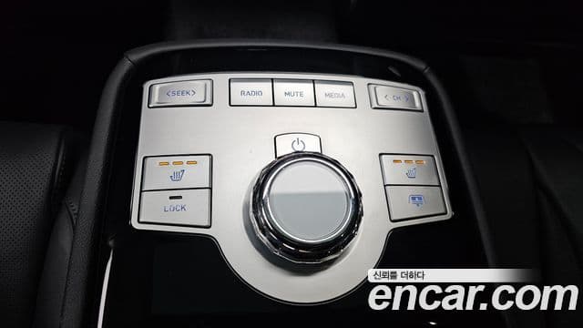 Genesis Electrified G80 2024 — ფოტო 18/20